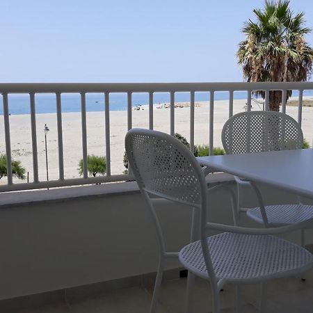 Mare Blu Apartamento Gizzeria Exterior foto