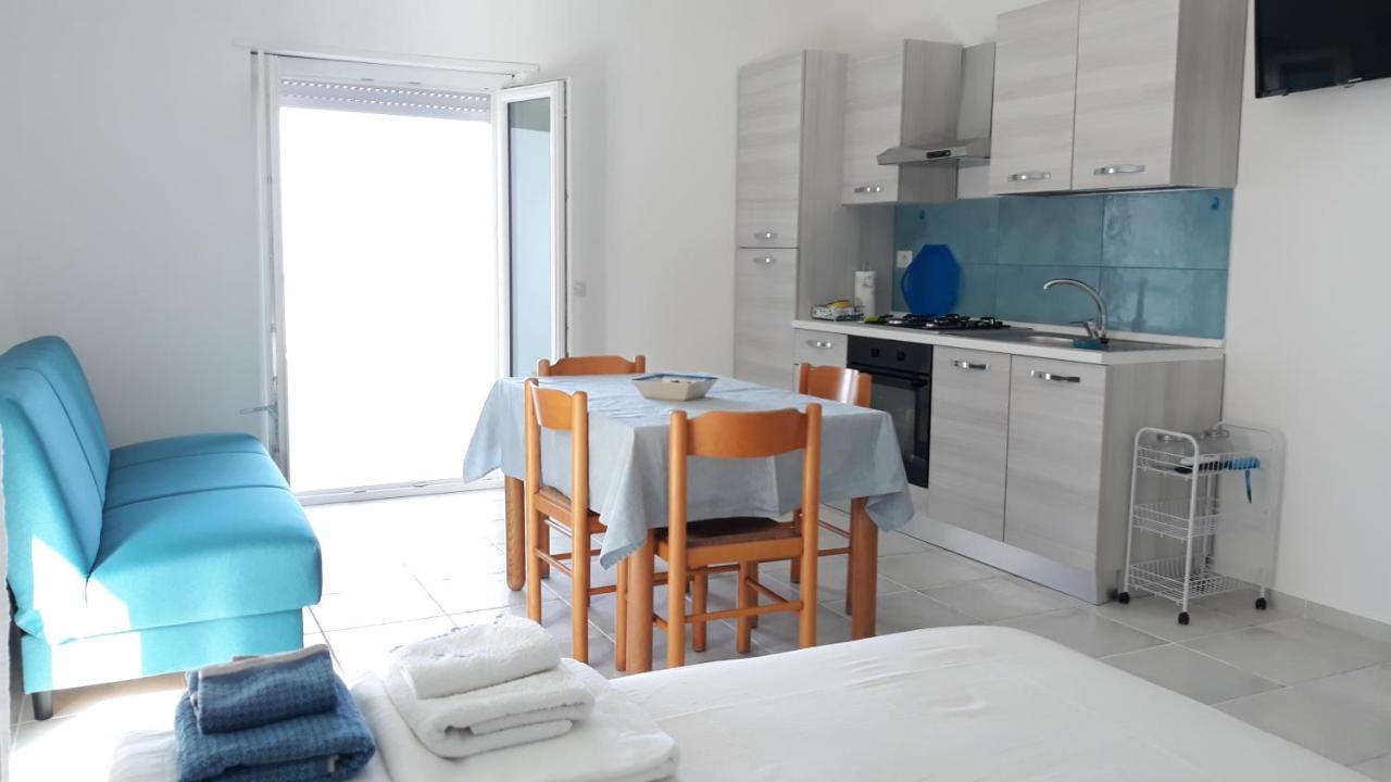 Mare Blu Apartamento Gizzeria Quarto foto